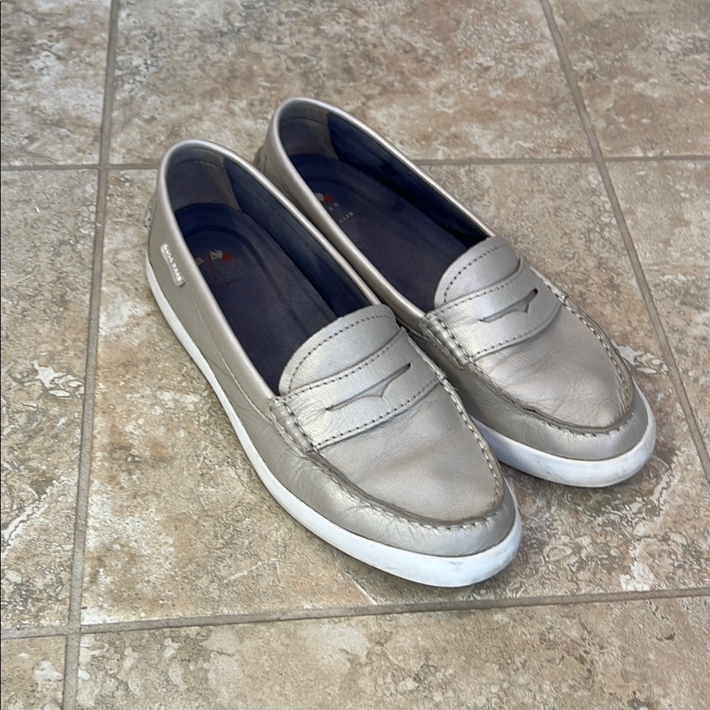 Taupe metallic Leather Loafers